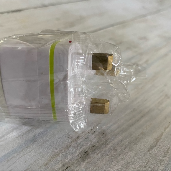 Travel Plug US to UK Plug Adapter Type G Travel Converter Power Plug - Picture 5 of 6